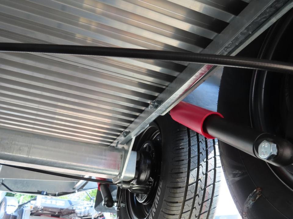 Böckmann Pferdeanhänger Champion Esprit Flügeltür Sattelkammer - Van chevaux: photos 5 Böckmann Pferdeanhänger Champion Esprit Flügeltür Sattelkammer - Van chevaux: photos 5