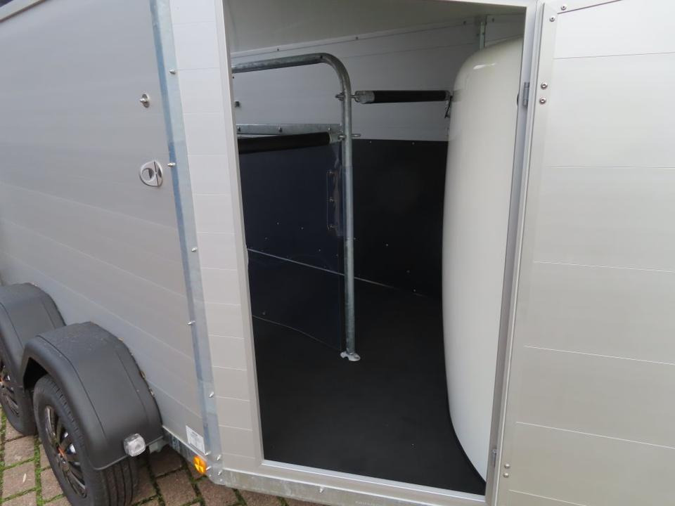 Böckmann Pferdeanhänger, Champion, Esprit, Sattelkammer, 100 km/h - Van chevaux: photos 4 Böckmann Pferdeanhänger, Champion, Esprit, Sattelkammer, 100 km/h - Van chevaux: photos 4