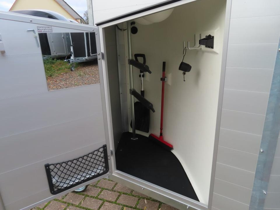 Böckmann Pferdeanhänger, Champion, Esprit, Sattelkammer, 100 km/h - Van chevaux: photos 3 Böckmann Pferdeanhänger, Champion, Esprit, Sattelkammer, 100 km/h - Van chevaux: photos 3