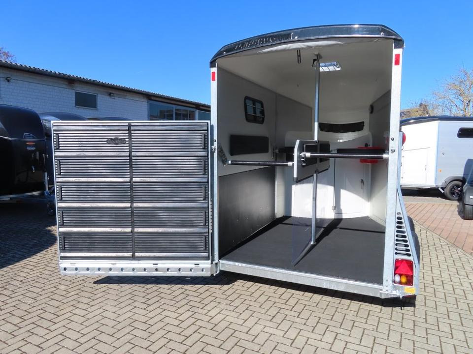 Böckmann Portax SKA 2025 Neu, Pferdeanhänger Sattelkammer,100 km - Van chevaux: photos 5 Böckmann Portax SKA 2025 Neu, Pferdeanhänger Sattelkammer,100 km - Van chevaux: photos 5