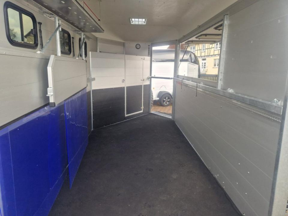 Van chevaux Pferdeanhänger Böckmann Traveller G3 Top Ausstattung: photos 10