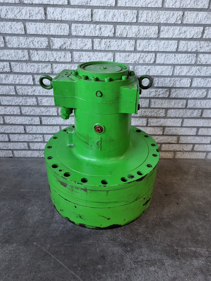 Sennebogen 850 C series Linde swing gear l - Moteur de rotation pour Engins de chantier: photos 1 Sennebogen 850 C series Linde swing gear l - Moteur de rotation pour Engins de chantier: photos 1