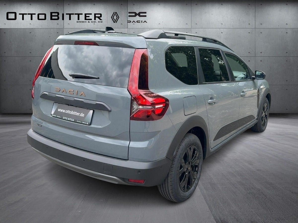Dacia Jogger Extreme HYBRID140 5-Sitze CITY-PAKET/NAVI - Voiture break: photos 4 Dacia Jogger Extreme HYBRID140 5-Sitze CITY-PAKET/NAVI - Voiture break: photos 4