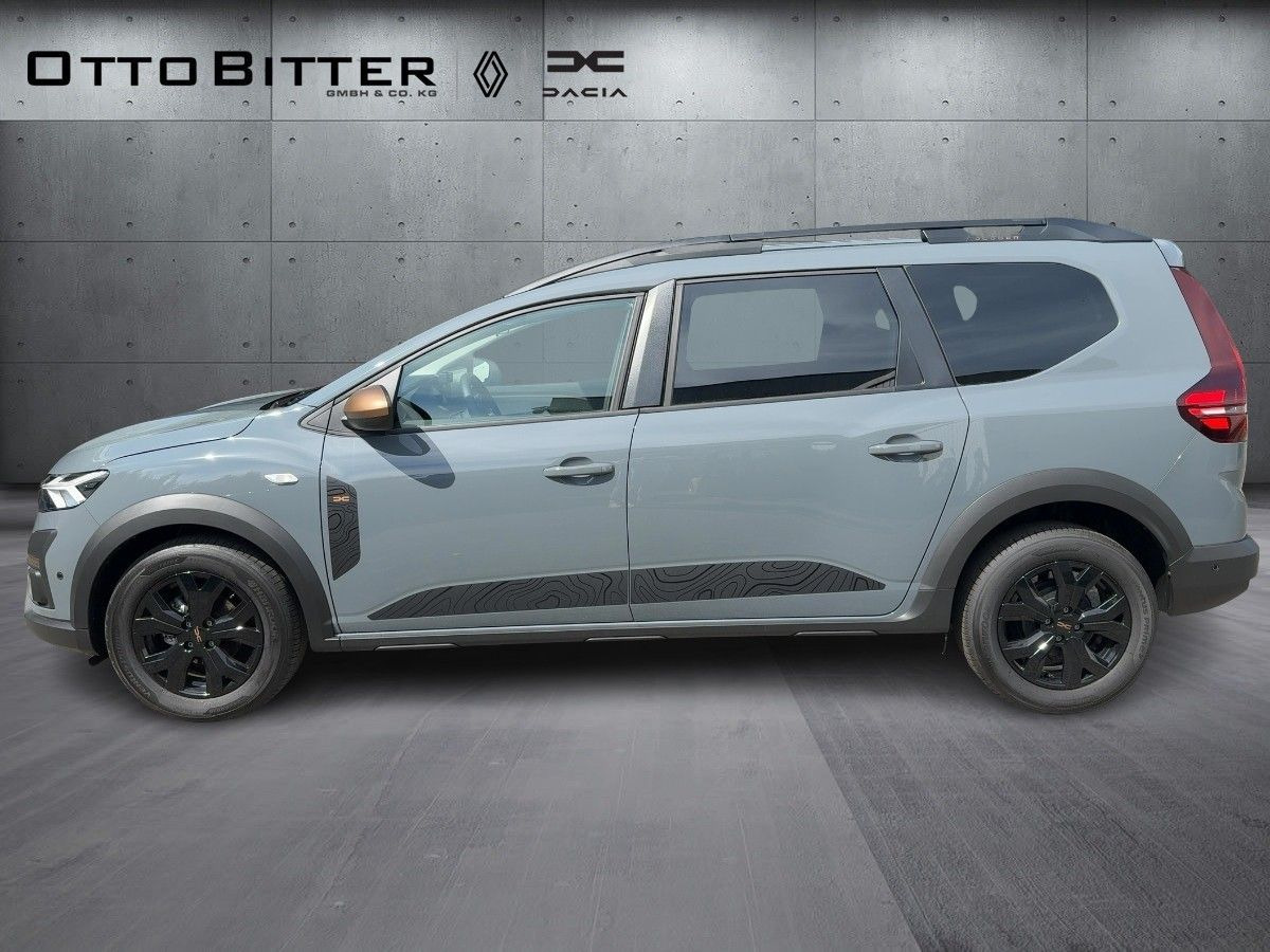Dacia Jogger Extreme TCe110 5-Sitze CITY-PAKET - Voiture break: photos 2 Dacia Jogger Extreme TCe110 5-Sitze CITY-PAKET - Voiture break: photos 2