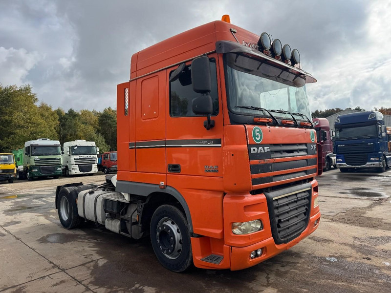 DAF 105 XF 460 Space Cab (MANUAL GEARBOX / BOITE MANUELLE) - Tracteur routier: photos 3 DAF 105 XF 460 Space Cab (MANUAL GEARBOX / BOITE MANUELLE) - Tracteur routier: photos 3