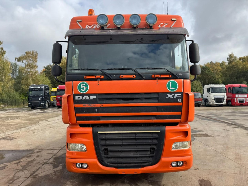 DAF 105 XF 460 Space Cab (MANUAL GEARBOX / BOITE MANUELLE) - Tracteur routier: photos 2 DAF 105 XF 460 Space Cab (MANUAL GEARBOX / BOITE MANUELLE) - Tracteur routier: photos 2