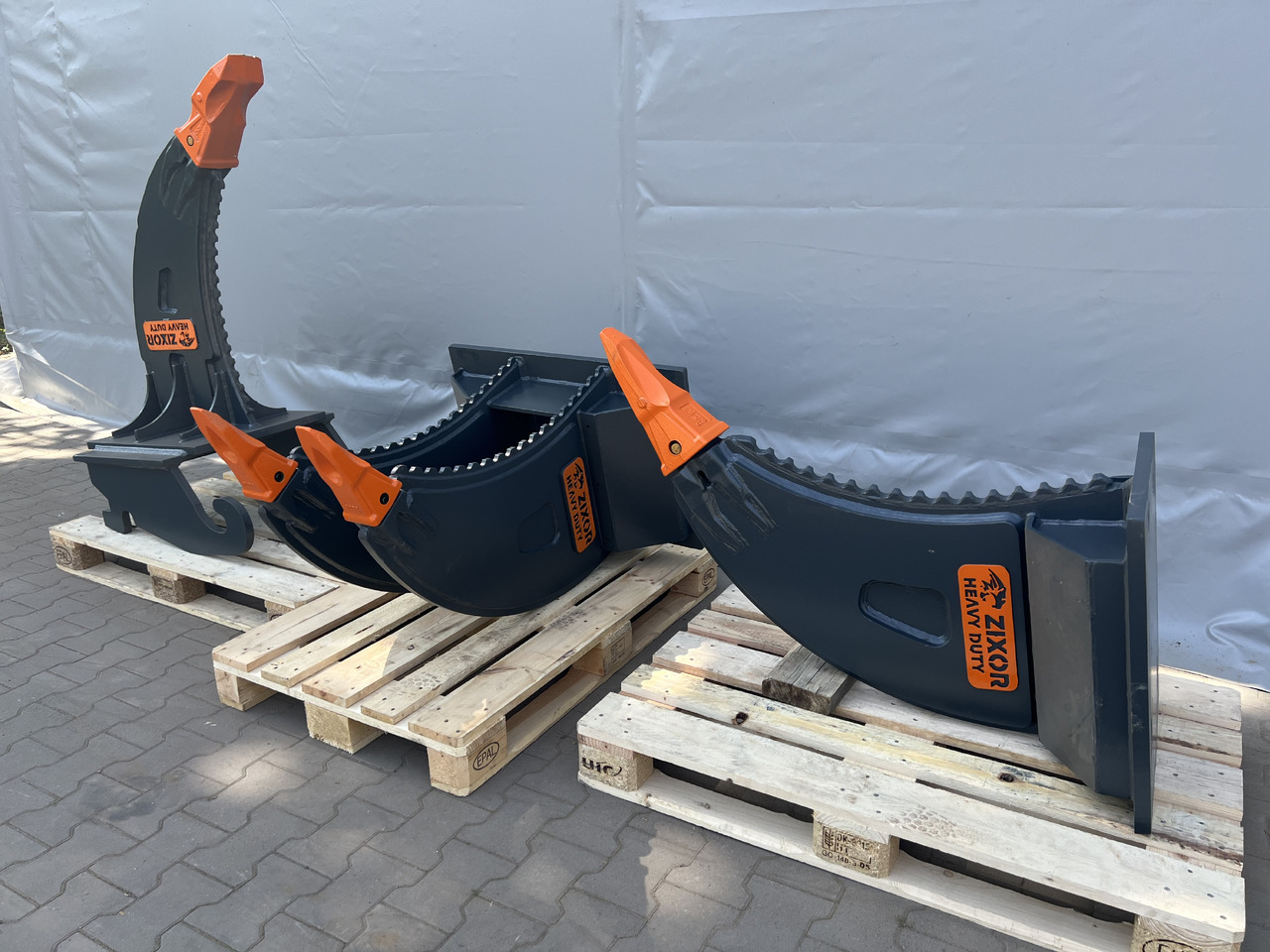 ZIXOR Zrywak, Ripper - Ripper: photos 2 ZIXOR Zrywak, Ripper - Ripper: photos 2