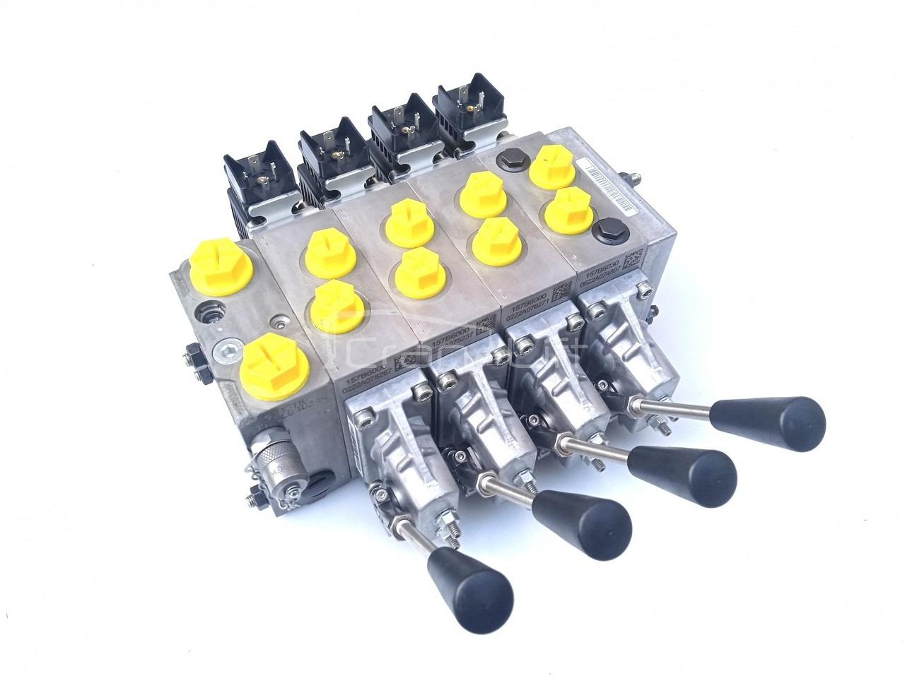 Rozdzielacz Danfoss PVG32 - 4 sekcje - Valve hydraulique pour Grue auxiliaire: photos 1 Rozdzielacz Danfoss PVG32 - 4 sekcje - Valve hydraulique pour Grue auxiliaire: photos 1