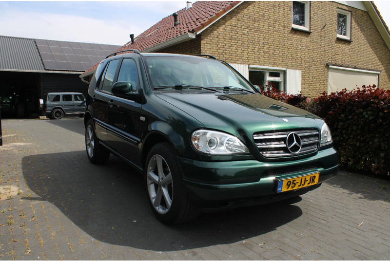 Mercedes-Benz M-Klasse ML 320 - SUV: photos 1 Mercedes-Benz M-Klasse ML 320 - SUV: photos 1