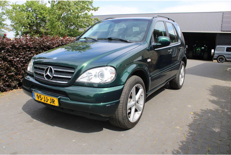 Mercedes-Benz M-Klasse ML 320 - SUV: photos 5 Mercedes-Benz M-Klasse ML 320 - SUV: photos 5