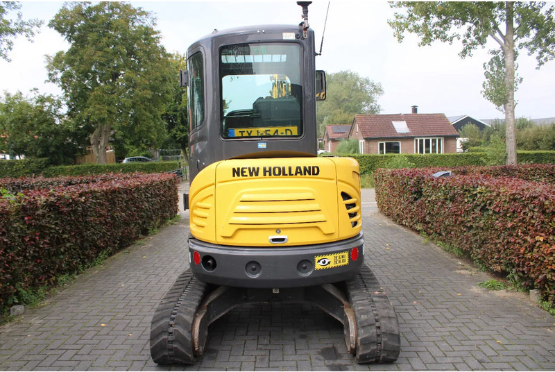 New Holland E37C - Mini grue: photos 5 New Holland E37C - Mini grue: photos 5