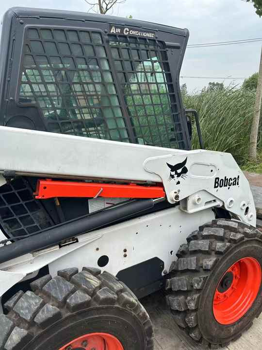 90% New Bobcat S160 Used Mini Loader Powerful, Low Price, and Very Good Quality - Mini chargeuse: photos 4 90% New Bobcat S160 Used Mini Loader Powerful, Low Price, and Very Good Quality - Mini chargeuse: photos 4