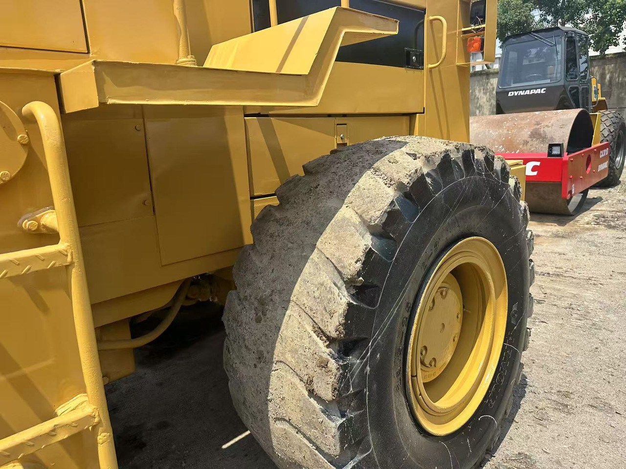 Chargeuse sur pneus CATERPILLAR 966f [ Copy ] [ Copy ]: photos 15