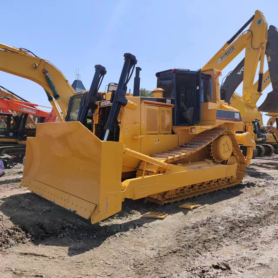 CATERPILLAR D8r - Bulldozer: photos 5 CATERPILLAR D8r - Bulldozer: photos 5