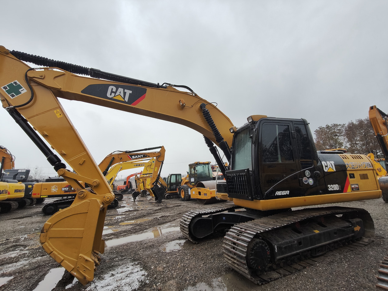 CATERPILLAR used 320D excavator - Pelle sur chenille: photos 4 CATERPILLAR used 320D excavator - Pelle sur chenille: photos 4