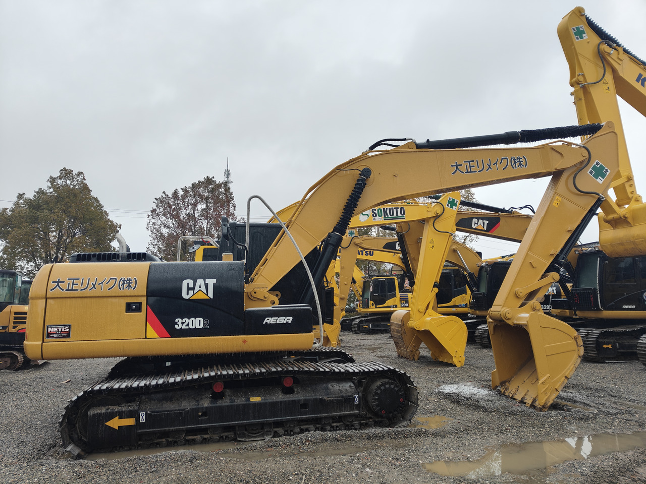 CATERPILLAR used 320D excavator - Pelle sur chenille: photos 3 CATERPILLAR used 320D excavator - Pelle sur chenille: photos 3