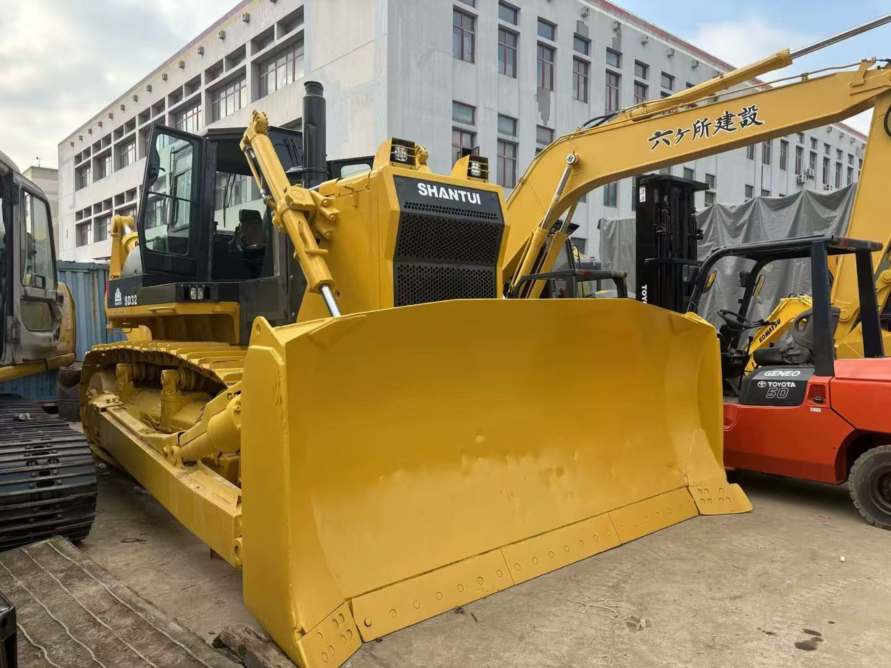 SHANTUI SD32 - Bulldozer: photos 3 SHANTUI SD32 - Bulldozer: photos 3