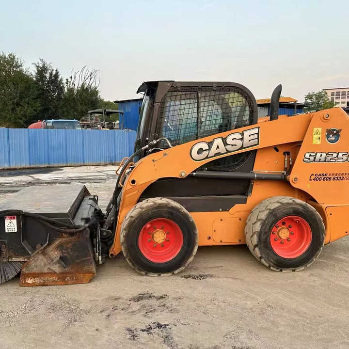 Used CASE 250 Skid Stree Loader Second Hand Machine Popular Brand case Hydraulic Machinery - Mini chargeuse: photos 1 Used CASE 250 Skid Stree Loader Second Hand Machine Popular Brand case Hydraulic Machinery - Mini chargeuse: photos 1