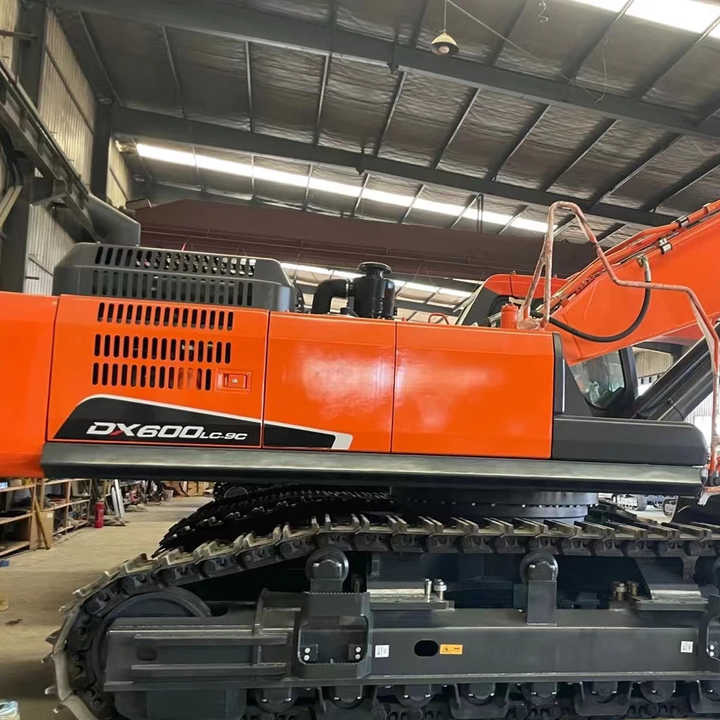 Used Excavator Doosan DX600 Excavators Mini Equipment Earth Moving Machinery Doosan Digger Excavator for Sale - Pelle: photos 2 Used Excavator Doosan DX600 Excavators Mini Equipment Earth Moving Machinery Doosan Digger Excavator for Sale - Pelle: photos 2