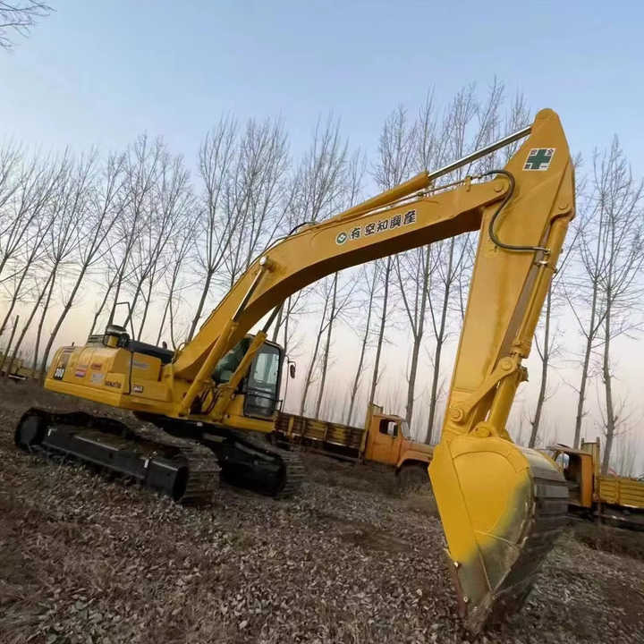 Used Good Quality Japan Original PC300-7 in Good Condition PC300-7 Komatsu - Pelle sur chenille: photos 3 Used Good Quality Japan Original PC300-7 in Good Condition PC300-7 Komatsu - Pelle sur chenille: photos 3
