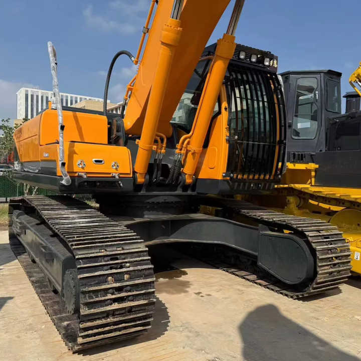 Used HYUNDAI305lc-9c Hydraulic Excavator with Excellent Performance hyundai Running Working Condition Low Price for Sale - Pelle sur chenille: photos 1 Used HYUNDAI305lc-9c Hydraulic Excavator with Excellent Performance hyundai Running Working Condition Low Price for Sale - Pelle sur chenille: photos 1