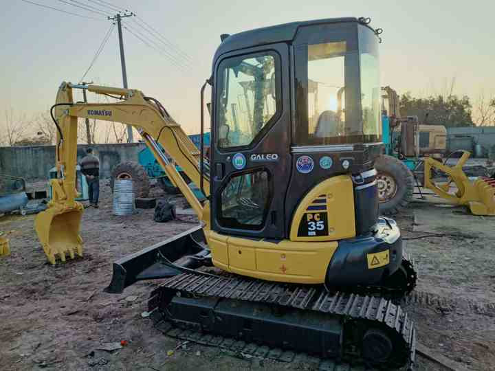 Used Original komatsu Mini Excavator Pc35MR-2 on Hot Sale komatsu Pc35 3 Tons Mini Excavator in Stock - Pelle: photos 3 Used Original komatsu Mini Excavator Pc35MR-2 on Hot Sale komatsu Pc35 3 Tons Mini Excavator in Stock - Pelle: photos 3