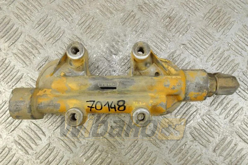 Cummins 212013 - Filtre à carburant pour Engins de chantier: photos 1 Cummins 212013 - Filtre à carburant pour Engins de chantier: photos 1