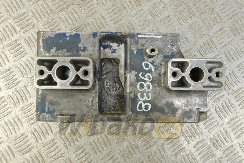 Cummins 3895147 - Filtre à huile pour Engins de chantier: photos 1 Cummins 3895147 - Filtre à huile pour Engins de chantier: photos 1