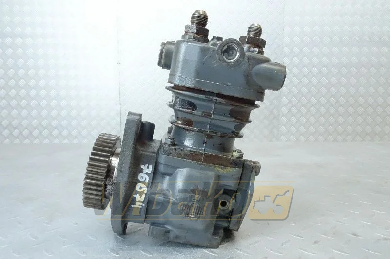 Deutz 01181605 - Compresseur d'air: photos 1 Deutz 01181605 - Compresseur d'air: photos 1