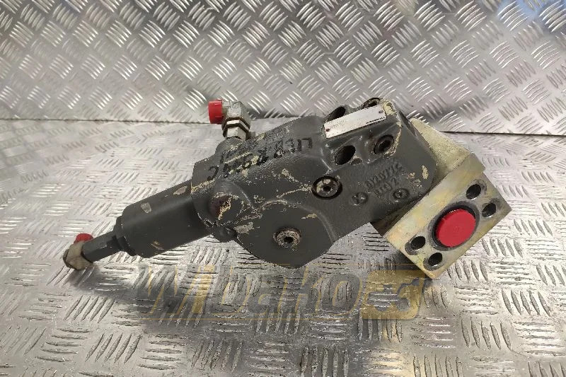 Liebherr 10300798 R9011128131 - Valve hydraulique pour Engins de chantier: photos 1 Liebherr 10300798 R9011128131 - Valve hydraulique pour Engins de chantier: photos 1