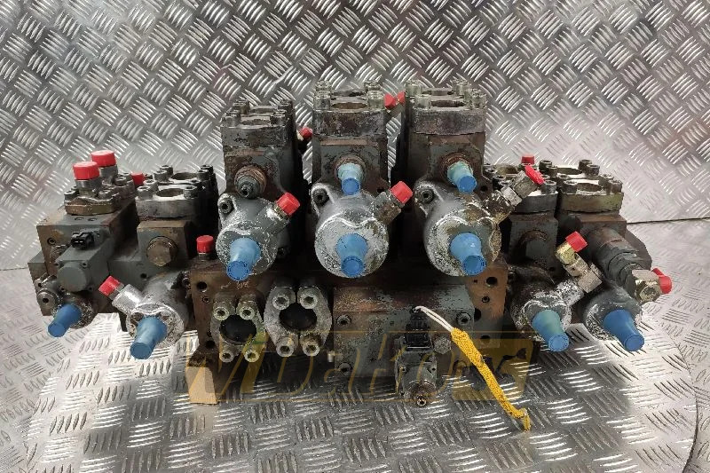 Liebherr R924 HDSL - Valve hydraulique pour Engins de chantier: photos 2 Liebherr R924 HDSL - Valve hydraulique pour Engins de chantier: photos 2