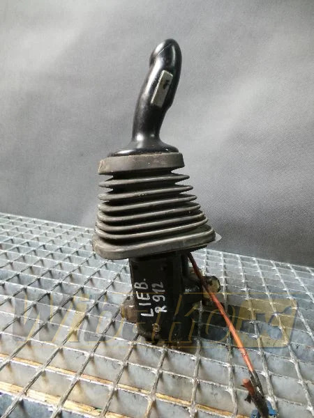 Liebherr VG7-4/5Z05 9273343 - Valve hydraulique pour Engins de chantier: photos 1 Liebherr VG7-4/5Z05 9273343 - Valve hydraulique pour Engins de chantier: photos 1