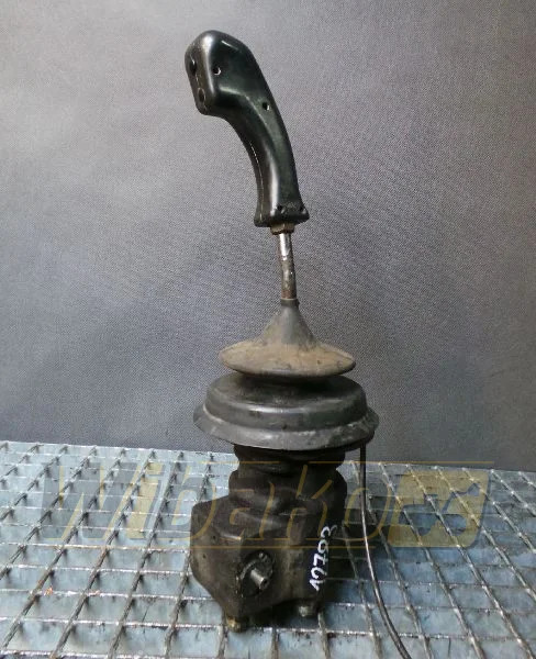 O&K 1598180/1 13390/24 - Valve hydraulique pour Engins de chantier: photos 1 O&K 1598180/1 13390/24 - Valve hydraulique pour Engins de chantier: photos 1