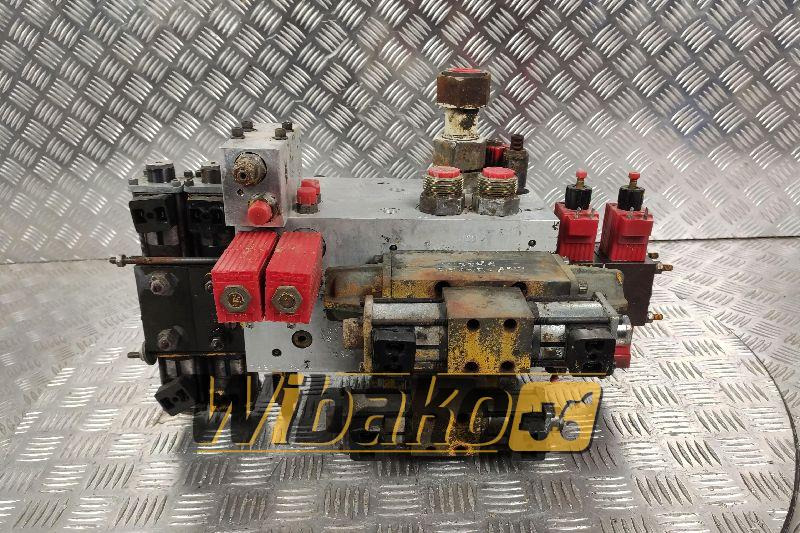 Valves set Parker HFC32521B 79260035 - Valve hydraulique pour Engins de chantier: photos 1 Valves set Parker HFC32521B 79260035 - Valve hydraulique pour Engins de chantier: photos 1