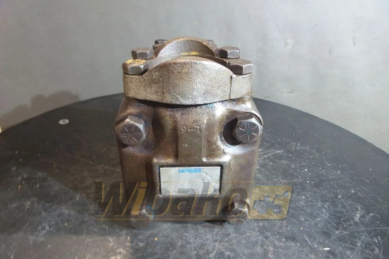 Vickers 45VQ50A11C2 - Pompe hydraulique pour Engins de chantier: photos 1 Vickers 45VQ50A11C2 - Pompe hydraulique pour Engins de chantier: photos 1