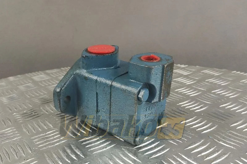 Vickers V101B5B1C20 7082193L/07/H - Pompe hydraulique pour Engins de chantier: photos 2 Vickers V101B5B1C20 7082193L/07/H - Pompe hydraulique pour Engins de chantier: photos 2