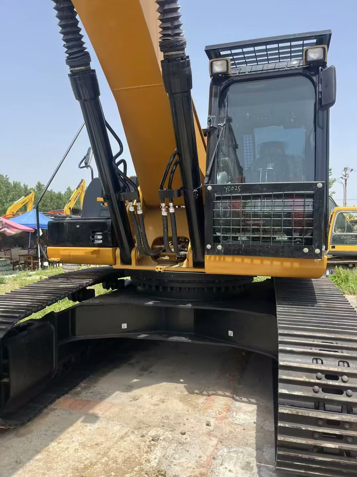 CATERPILLAR 330D2 — crédit-bail CATERPILLAR 330D2: photos 11