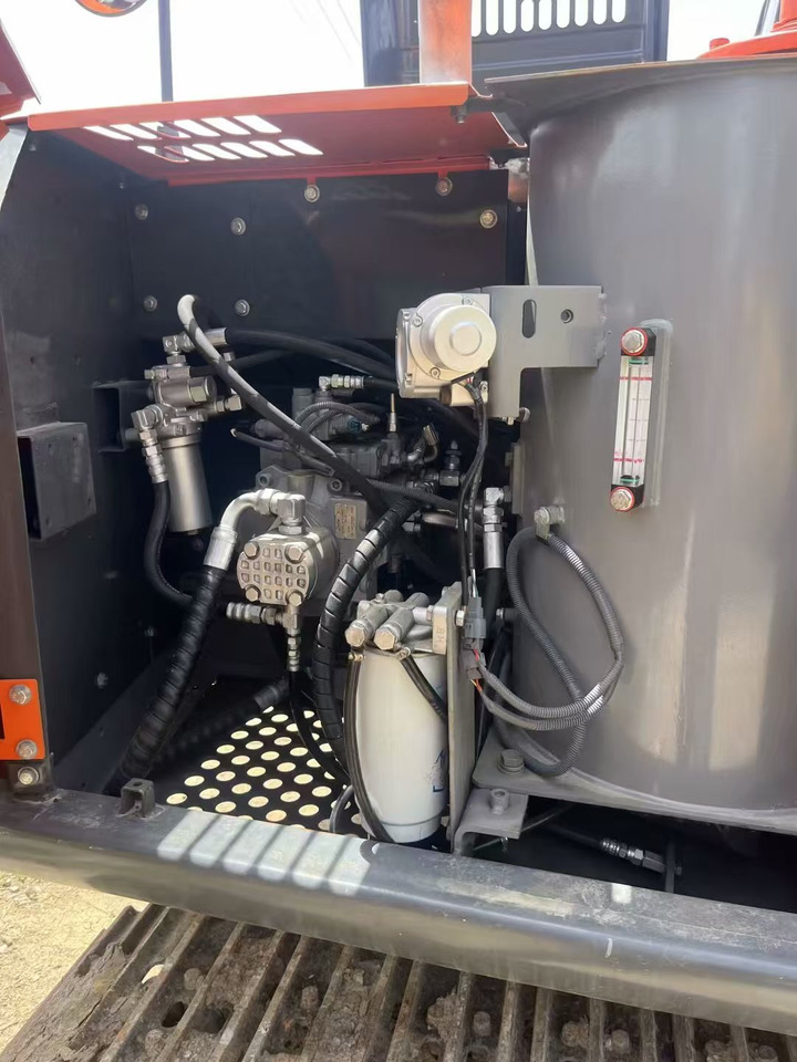 Pelle sur chenille HITACHI ZX120: photos 11