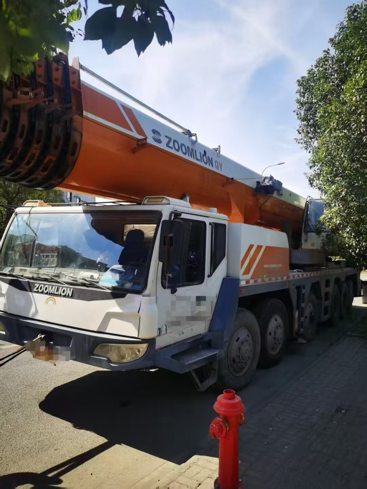 ZOOMLION 130 - Grue mobile: photos 3 ZOOMLION 130 - Grue mobile: photos 3