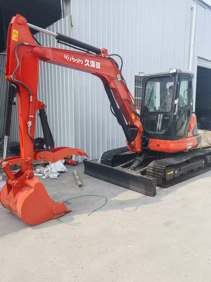 Kubota mini excavator - Mini pelle: photos 2 Kubota mini excavator - Mini pelle: photos 2