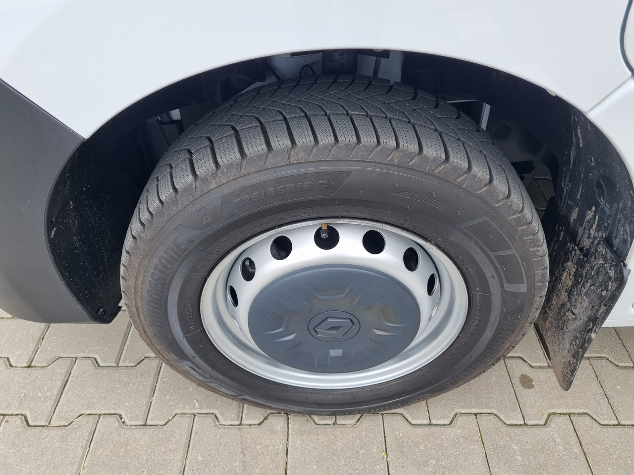 Utilitaire plateau RENAULT Master: photos 13 Utilitaire plateau RENAULT Master: photos 13