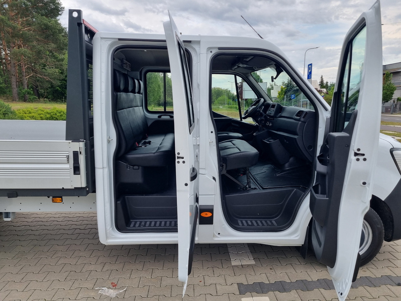 Utilitaire plateau RENAULT Master: photos 24 Utilitaire plateau RENAULT Master: photos 24