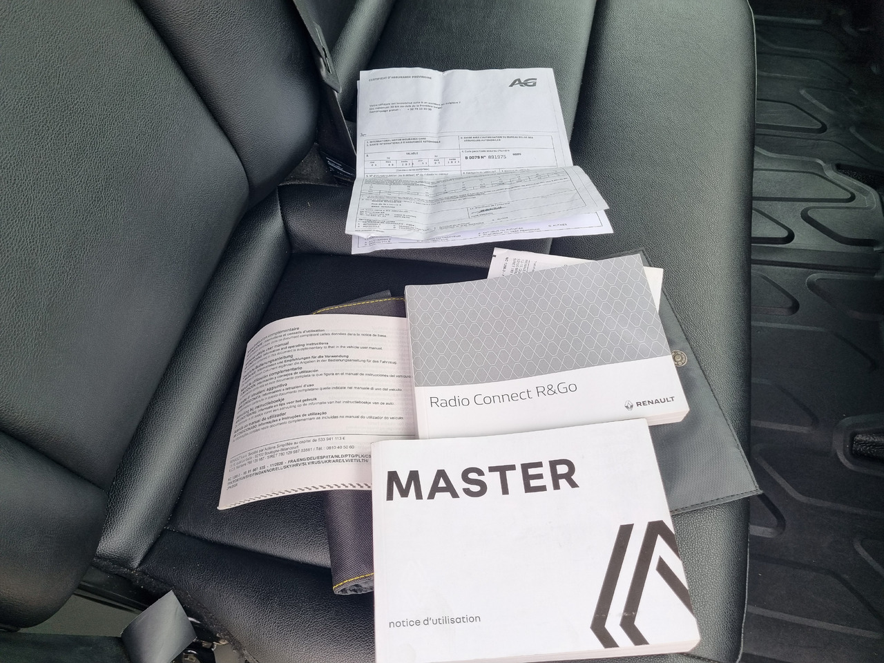 Utilitaire plateau RENAULT Master: photos 27 Utilitaire plateau RENAULT Master: photos 27