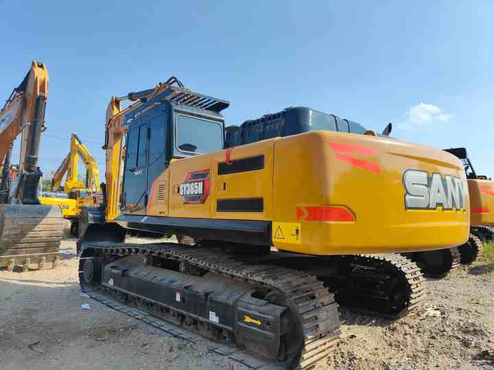 Second-hand SANY 365H Excavator in Excellent Condition Is Sold at a Low Price. 36-ton Used Hydraulic Excavator Is in Stock. - Pelle sur chenille: photos 2 Second-hand SANY 365H Excavator in Excellent Condition Is Sold at a Low Price. 36-ton Used Hydraulic Excavator Is in Stock. - Pelle sur chenille: photos 2