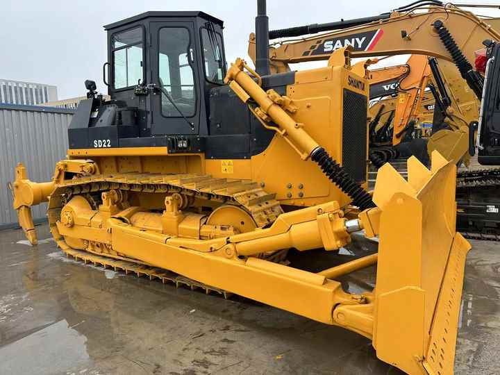 USED SHANTUI SD22 Bulldozer with Good Condition Hot Sale - Bulldozer: photos 4 USED SHANTUI SD22 Bulldozer with Good Condition Hot Sale - Bulldozer: photos 4
