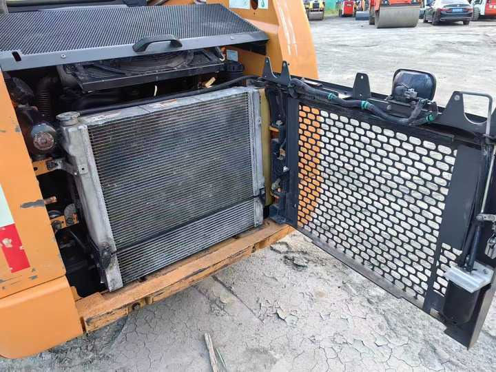 Used CASE 250 Skid Stree Loader Second Hand Machine Popular Brand case Hydraulic Machinery - Mini chargeuse: photos 3 Used CASE 250 Skid Stree Loader Second Hand Machine Popular Brand case Hydraulic Machinery - Mini chargeuse: photos 3