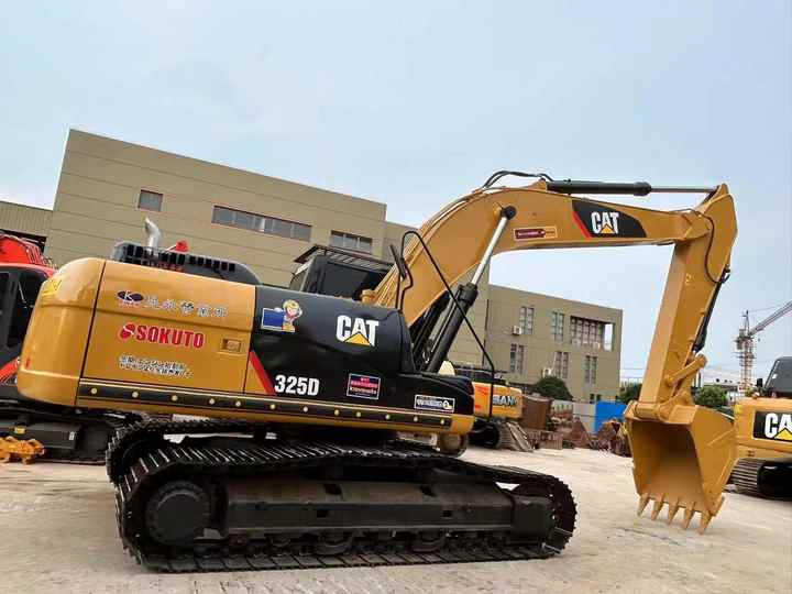Used Digger CAT 325D Construction Machinery Construction Digger Used CAT 325D Cheap Excavator - Pelle sur chenille: photos 4 Used Digger CAT 325D Construction Machinery Construction Digger Used CAT 325D Cheap Excavator - Pelle sur chenille: photos 4