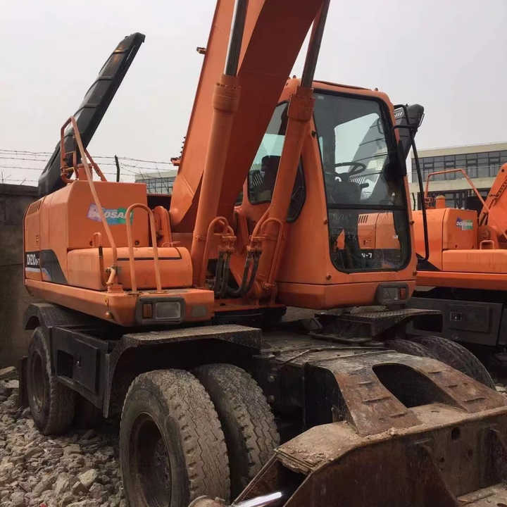 Used Digger Doosan Dh210w-7 Construction Machinery Construction Digger Used Doosan Dh210w-7 Cheap Excavator - Pelle sur pneus: photos 3 Used Digger Doosan Dh210w-7 Construction Machinery Construction Digger Used Doosan Dh210w-7 Cheap Excavator - Pelle sur pneus: photos 3