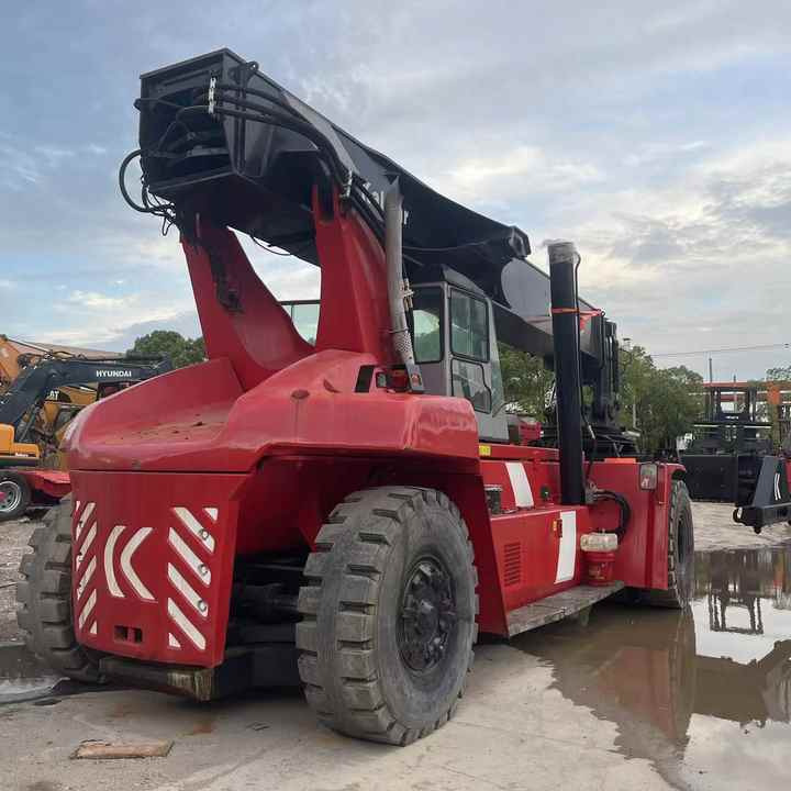 Used KALMAR DRF450-60S5 Port Reach Stacker Container Dedicated 45t - Reach stacker: photos 1 Used KALMAR DRF450-60S5 Port Reach Stacker Container Dedicated 45t - Reach stacker: photos 1