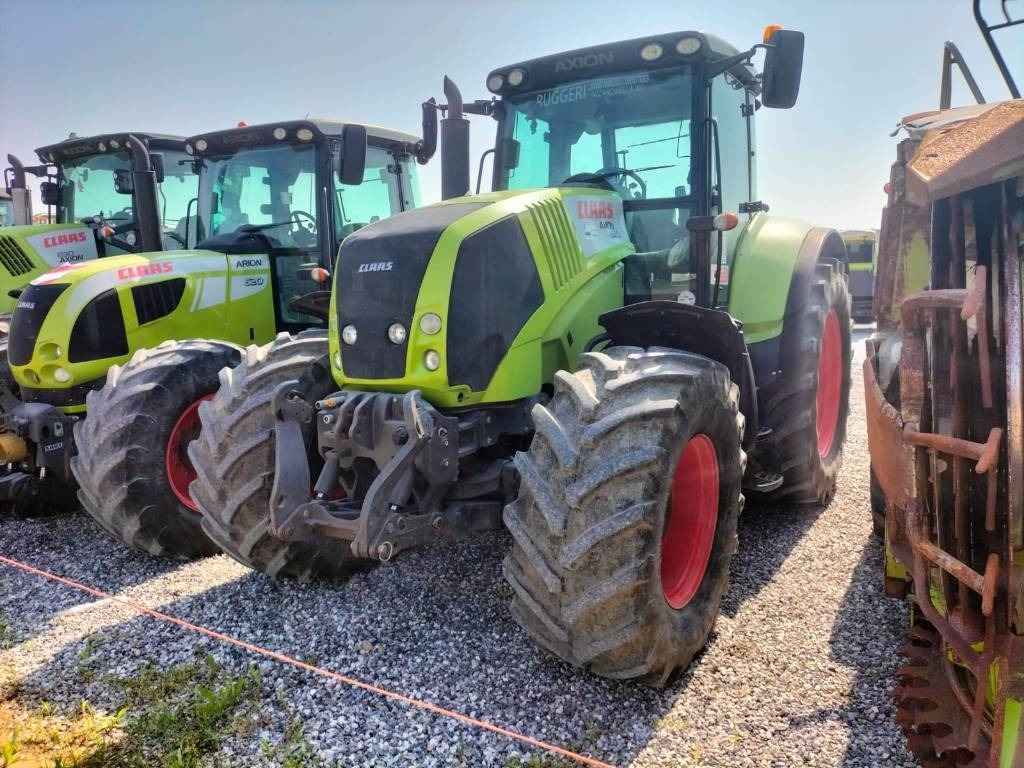 Claas Axion 810 CIS - Tracteur agricole: photos 1 Claas Axion 810 CIS - Tracteur agricole: photos 1